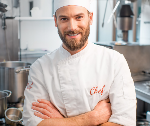 zdjęcie kucharza w restauracji - niższa cena na start - prąd i gaz