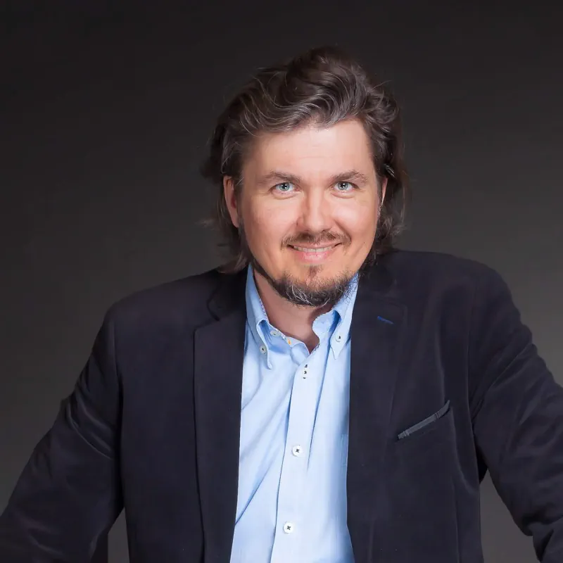 Marcin Płocharski Elenger Sp. z o.o.