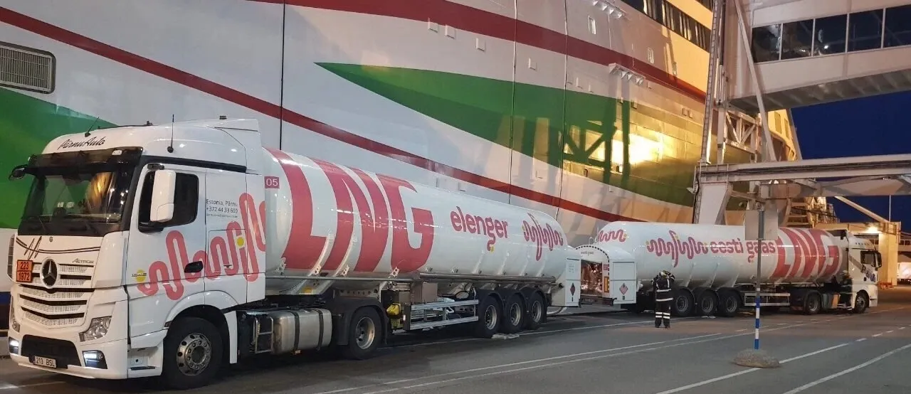 Bunkrowanie statku LNG
