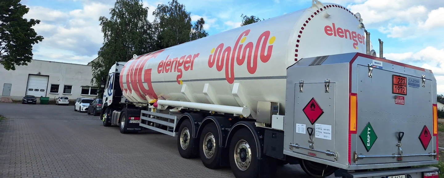 Autocysterna LNG Elenger